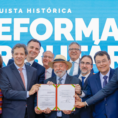 Presidente da República, Luiz Inácio Lula da Silva, durante cerimônia de sanção do Projeto de Lei Complementar nº 68/2024 de regulamentação da Reforma Tributária | Ricardo Stuckert / PR