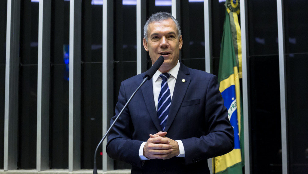 Zé Silva durante sessão solene na Câmara em homenagem aos setenta anos da Extensão Rural, em 18/12/2018 (Foto Jeremias Alves/Câmara dos Deputados)