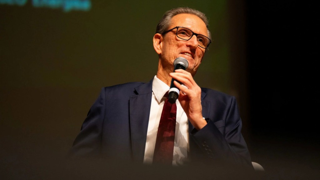 Maurício Tolmasquim, diretor de Transição Energética da Petrobras, durante a abertura do Energy Summit 2024 (Foto Cortesia)