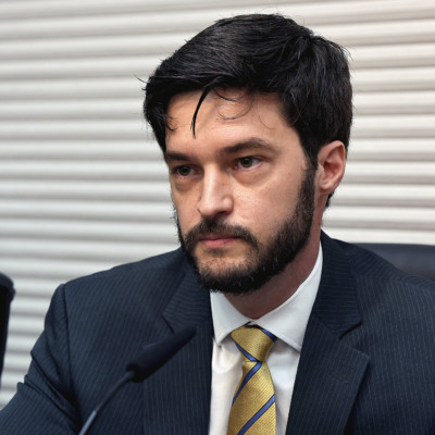 Arsesp, presidida por Thiago Nunes,lança nova agenda regulatória para 2025-2026 (Foto: Divulgação/Alesp)