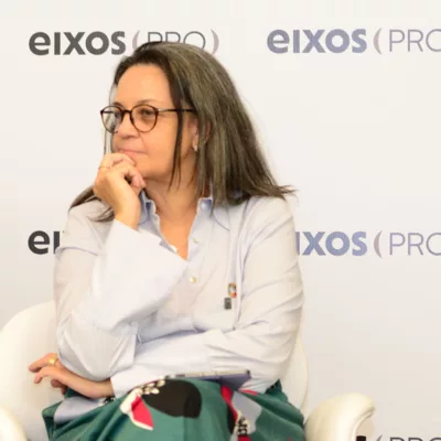 Diretora da ANP, Symone Araújo, durante encontro promovido pelo eixos PRO