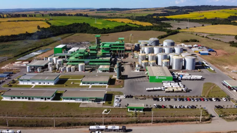 Planta de biodiesel, da Potencial Biodiesel, localizada na cidade da Lapa, no Paraná (Foto Divulgação)