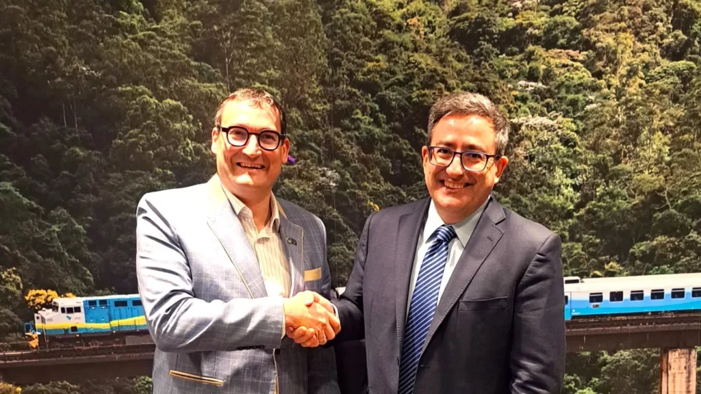 Bart Biebuyck, CEO da Green Energy Park (à esquerda), e Rogério Nogueira, vice-presidente executivo Comercial e de Desenvolvimento da Vale (Foto Divulgação Vale)