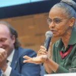 Marina Silva e Rodrigo Agostinho participam de comemoração de 36 anos do Ibama, na sede do órgão em Brasília/DF, em 21/2/2025 (Foto Rogério Cassimiro/MMA)