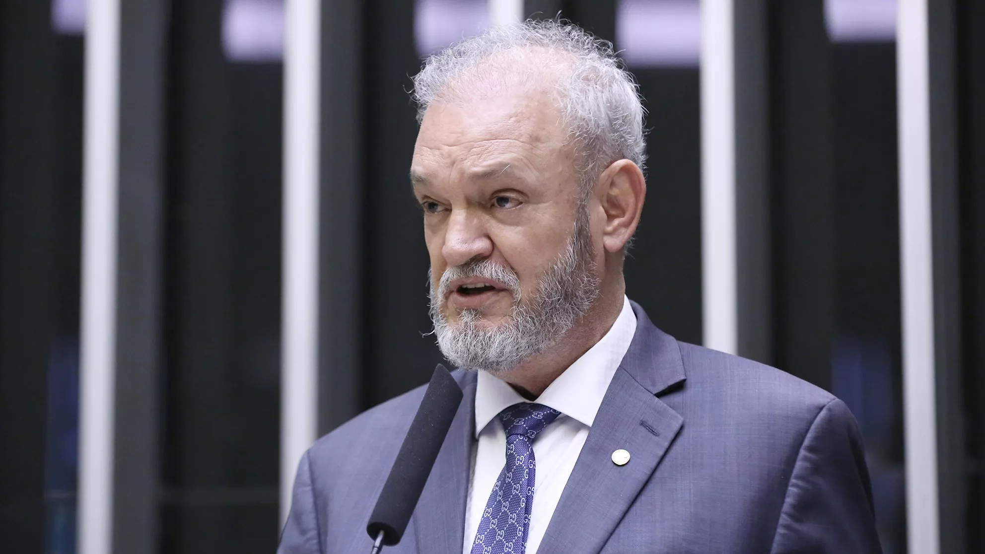 Geraldo Resende, à tribuna, durante sessão plenária para discussão e votação de propostas, em 11/3/2025 (Foto Kayo Magalhães/Câmara dos Deputados)