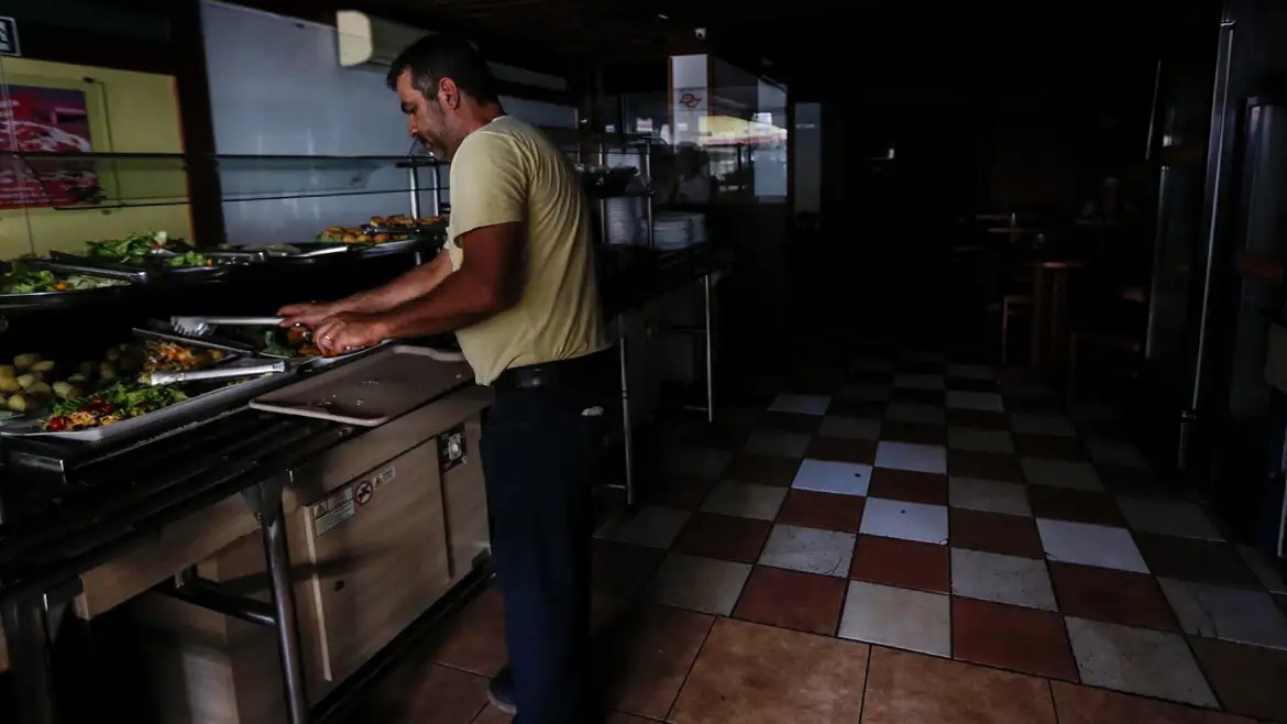 Apagão: incêndio em reator e falha na proteção de subestação causaram desconexão no sistema, diz ONS