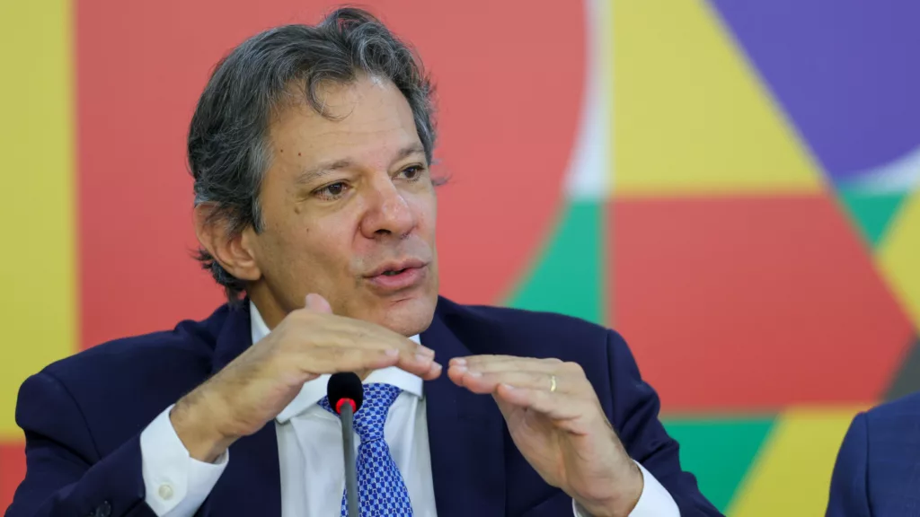 Ministro da Fazenda, Fernando Haddad, durante coletiva para explicar o pacote de corte gastos do governo, em Brasília (DF), em 27 de novembro de 2024 (Foto Fabio Rodrigues-Pozzebom/Agência Brasil)