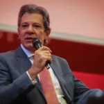 Fernando Haddad participa da conferência "10 anos depois do Acordo de Paris: governar na era do clima", na faculdade Sciences Po em Paris, em 31 de março de 2025 (Foto Diogo Zacarias/MF)
