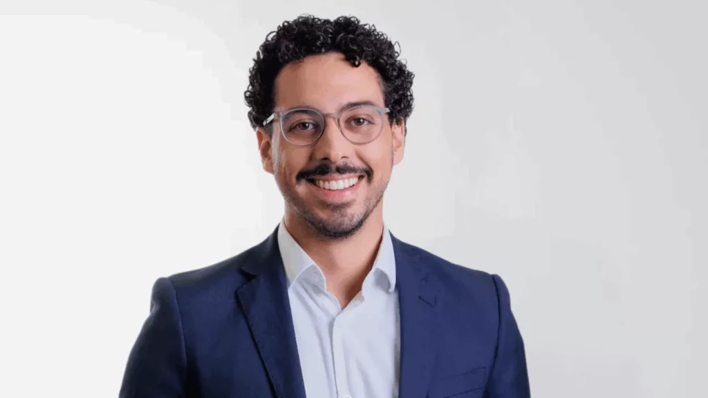 Clinger Barros é especialista em Regulação na Lemon Energia (Foto Divulgação)