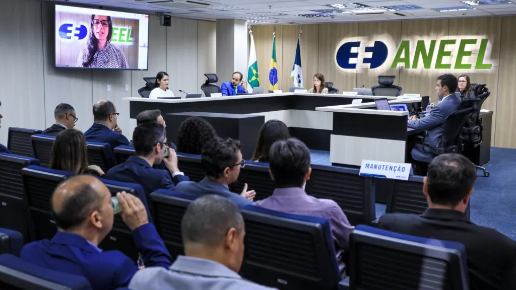 Diretoria colegiada da Aneel durante a 18ª reunião pública ordinária de 2025, em 27 de maio (Foto Michel Jesus/Aneel)