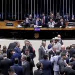 Semana começa com expectativa de avanço do PL do devedor contumaz