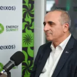 Camilo Adas, diretor de Estratégia e Transição Energética da Be8 Energy no estúdio eixos