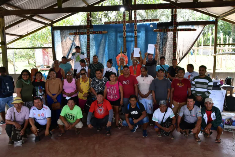 Caciques pedem que todos os blocos da bacia da Foz do Amazonas sejam retirados do leilão da ANP (Foto: CCPIO)