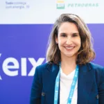 Luisa Franca, diretora de Desenvolvimento de Negócios da TAG, concede entrevista à agência eixos na Bahia Oil & Gas Energy 2025 (Foto: Rodrigo Teixeira/eixos)