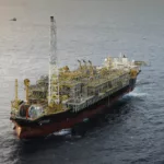 Navio-plataforma FPSO Cidade de São Paulo, no Campo de Sapinhoá na Bacia de Santos (Foto Agência Petrobras)