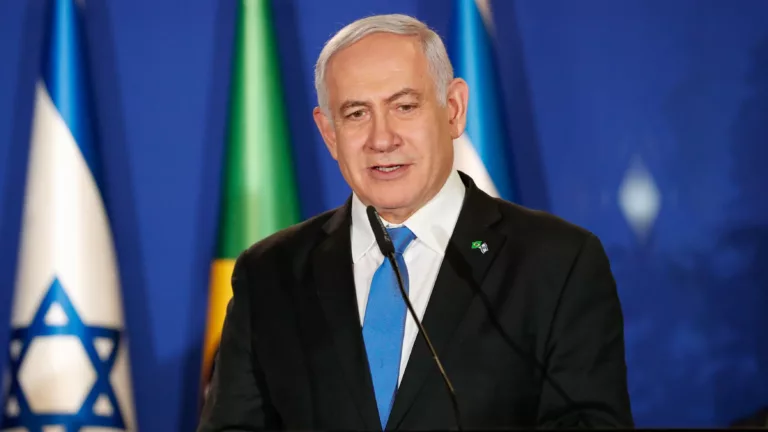 Petróleo fecha em alta com risco geopolítico após ataque de Israel contra Hamas no Catar