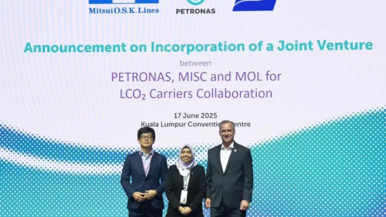 Representantes da Petronas, MOL e MISC formam coletivamente o Conselho de Administração da Jules Nautica (Foto: Divulgação)