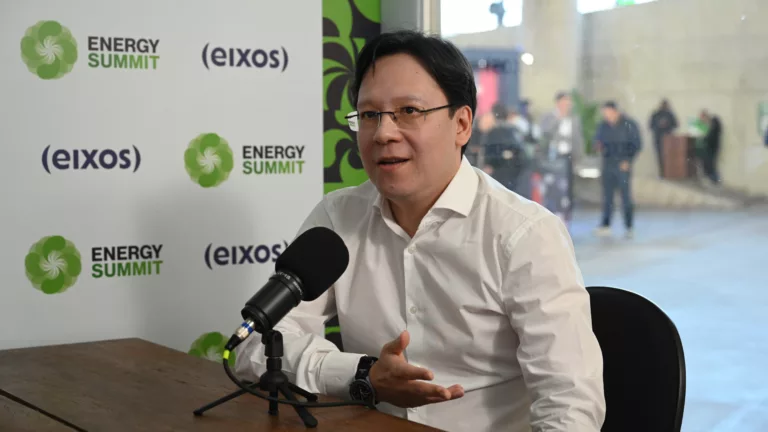 André Sih, sócio-fundador da Fu2re no estúdio eixos