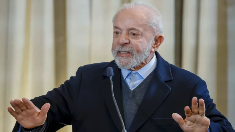 Lula durante entrevista coletiva à imprensa em Moscou, capital russa, em 10 de maio de 2025 (Foto Ricardo Stuckert/PR)