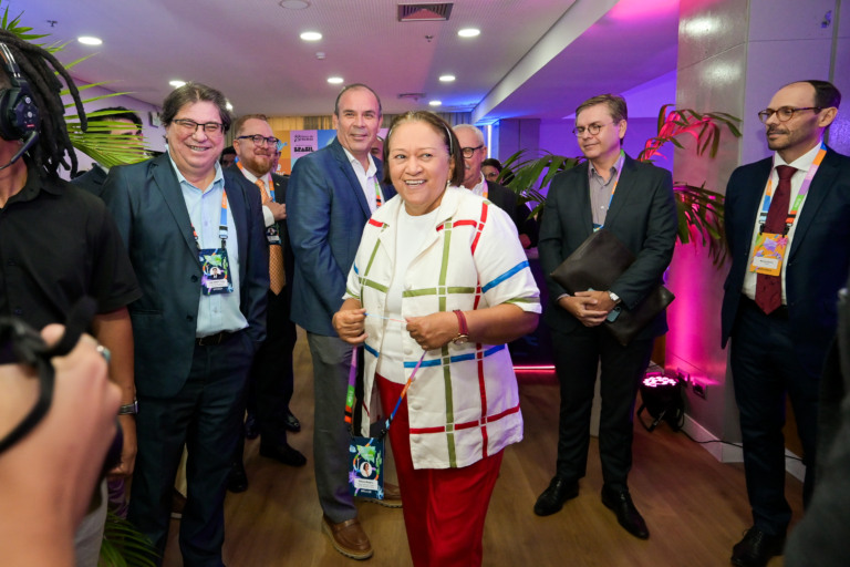 Governadora anuncia que BNDES está prestes a lançar edital para escolha de empresa que fará projeto executivo do Porto-Indústria Verde no RN (Foto: Divulgação EVEx Brasil 2025)