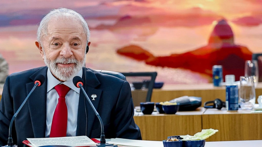Lula durante a sessão plenária "Paz e Segurança e Reforma da Governança Global'" durante a cúpula dos Brics, no Museu de Arte Moderna (MAM) no Rio, em 6 de julho de 2025 (Foto Ricardo Stuckert/PR)