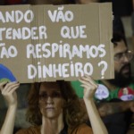 Marcha pelo Clima reúne ativistas e ambientalistas no centro do Rio, em 20 de setembro de 2024. É parte do Ato Global pelo Clima, que se realiza em diversas cidades do mundo e alerta para a crise climática e o aumento dos eventos climáticos extremos (Foto Fernando Frazão/Agência Brasil)