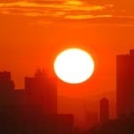 Pôr-do-sol em São Paulo em dia de calor extremo (Foto Flickr Ana Guzzo)