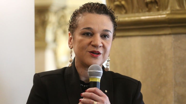 Presidente do BB, Tarciana Medeiros, participa da abertura da exposição 'Encruzilhadas da arte afro-brasileira', no CCBB-SP, em 14 de dezembro de 2023 (Foto Rovena Rosa/Agência Brasil).jpg