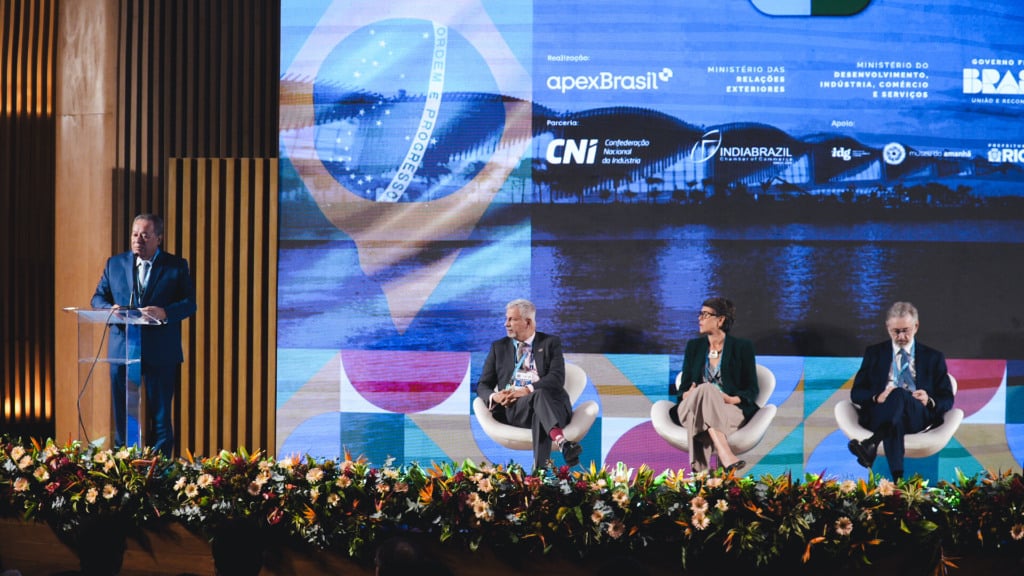 Ricardo Alban, presidente da CNI, fala durante o Fórum Econômico Brasil-Índia, no contexto da Cúpula do Brics, no Rio, em 7 de julho de 2025 (Foto Michelle Fioravanti/CNI)