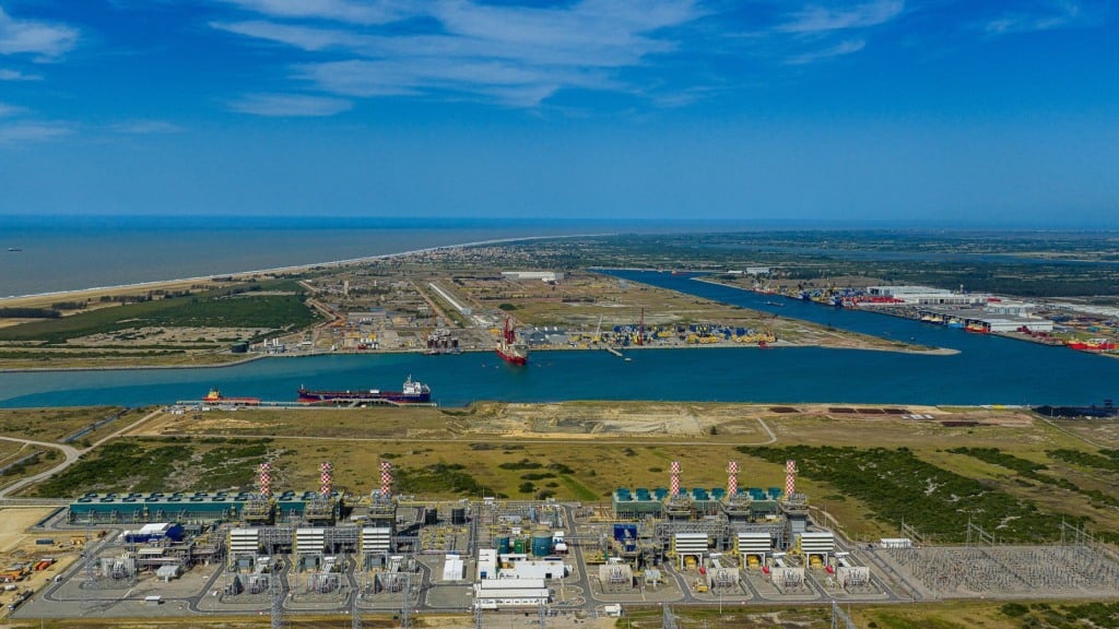 Usina termelétrica GNA II, no Porto do Açu, em São João da Barra (RJ), tem capacidade para atender 8 milhões de residências (Foto Ricardo Stuckert/PR)