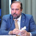 Disputa pelo gás natural da União chega ao Congresso