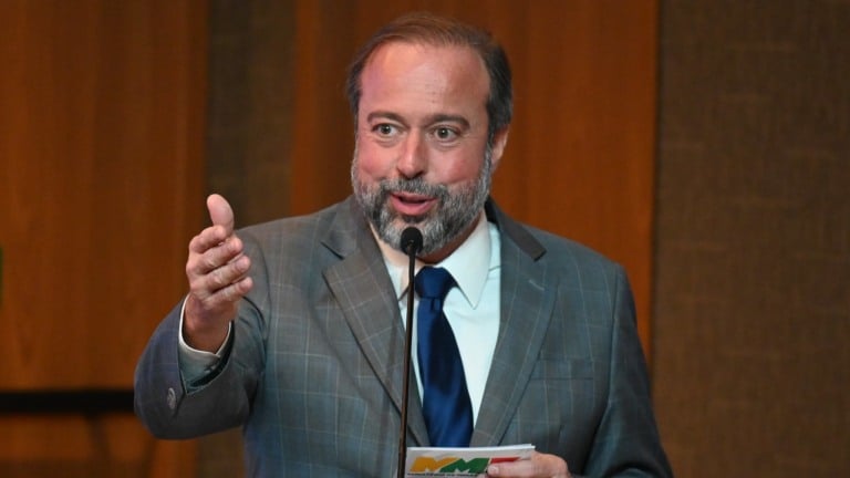 Alexandre Silveira fala durante cerimônia "Luz para Todos: Balanço de Investimentos 2023-2025", em 19 de agosto de 2025 (Foto Ricardo Botelho/MME)