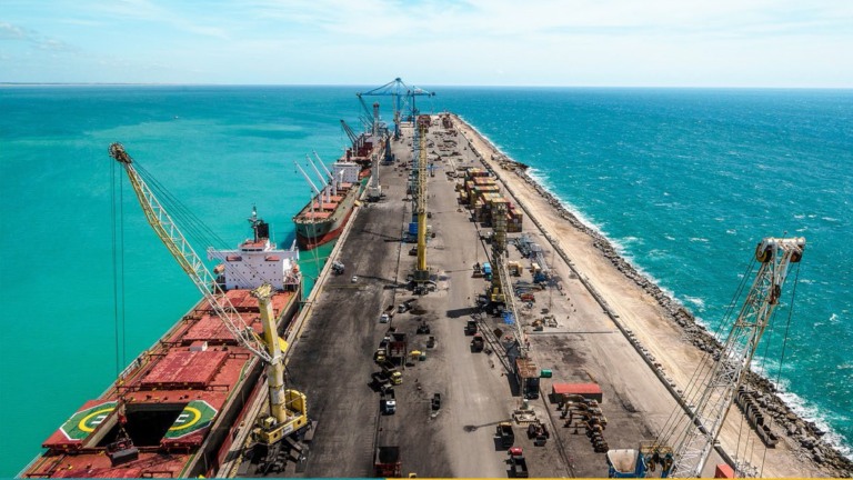 Cais do Complexo Industrial e Portuário do Pecém, no Ceará (Foto Divulgação)