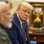 Donald Trump durante reunião bilateral com o primeiro-ministro da Índia, Narendra Modi, no Salão Oval da Casa Branca, em 13 de fevereiro de 2025 (Foto Oficial Casa Branca)