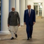 Donald Trump durante reunião bilateral com o primeiro-ministro da Índia, Narendra Modi, no Salão Oval da Casa Branca, em 13 de fevereiro de 2025 (Foto Oficial Casa Branca)