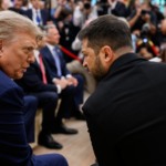 Donald Trump participa de reunião multilateral com Volodymyr Zelensky e líderes da UE, no Salão Oval, em 18 de agosto de 2025 (Foto Daniel Torok/Oficial Casa Branca)