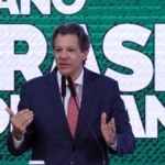 Fernando Haddad durante cerimônia de assinatura da MP "Brasil Soberano", no Palácio do Planalto (DF), em 13 de agosto de 2025 (Foto José Cruz/Agência Brasil)