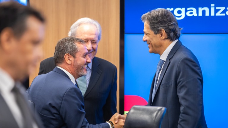 Lewandowski, Haddad e Andrei Rodrigues durante coletiva sobre combate ao crime organizado no setor de combustíveis (Foto Diogo Zacarias/MF)