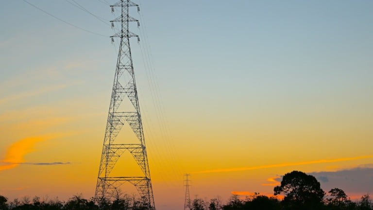Linhão de Parintins (AM) para transmissão de energia elétrica no Amazonas (Foto Ricardo Botelho/MME)