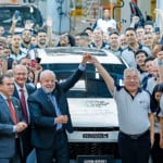 Lula, Geraldo Alckmin e Luiz Marinho visitam linha de produção durante inauguração da fábrica da GWM Brasil, em Iracemápolis (SP), em 15 de agosto de 2025 (Foto Ricardo Stuckert/PR)