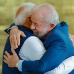 Lula (PT) durante condecoração do primeiro-ministro da Índia, Narendra Modi, com o Grande Colar da Ordem Nacional do Cruzeiro do Sul (Foto Ricardo Stuckert/PR)