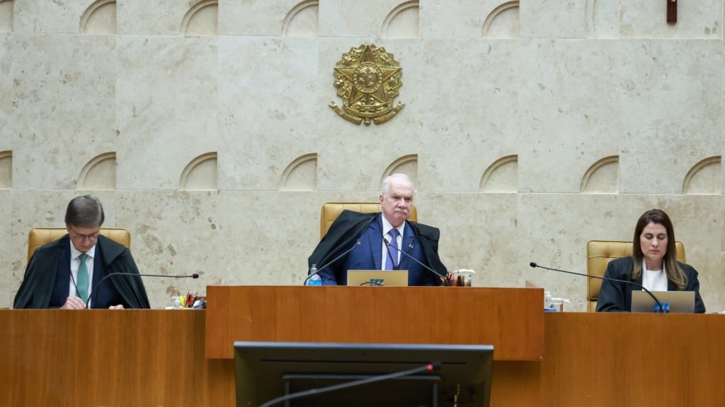 Ministro do STF Edson Fachin durante sessão plenária, em 21 de agosto de 2025 (Foto Fellipe Sampaio/STF)