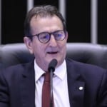 Nilto Tatto, à mesa do plenário, durante sessão solene na Câmara, em 26 de agosto de 2025 (Foto Vinicius Loures/Câmara dos Deputados)