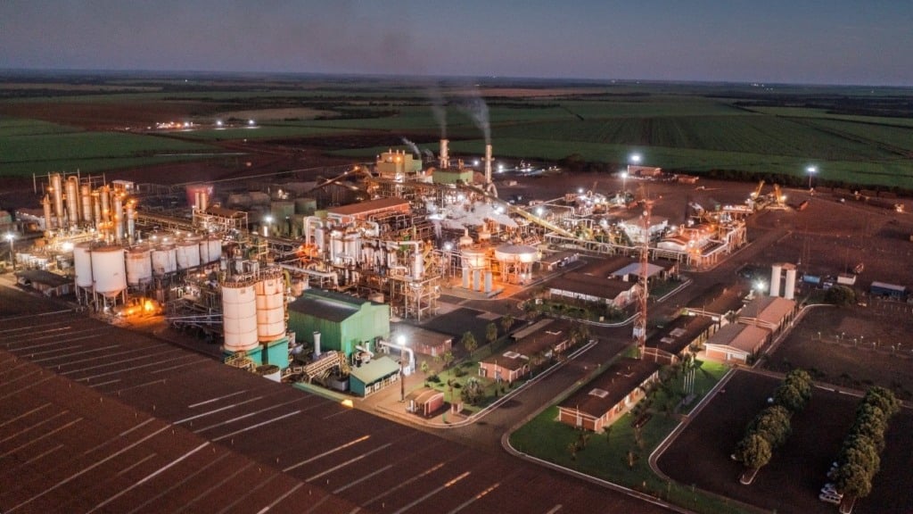 Vista das instalações em usina de etanol da BP Bunge Bioenergia (Foto Divulgação ISystem)