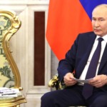 Vladimir Putin durante negociações russo-indianas com o primeiro-ministro da Índia, Narendra Modi, no Kremlin, em 9 de julho de 2024 (Foto Sergey Karpushin/TASS)