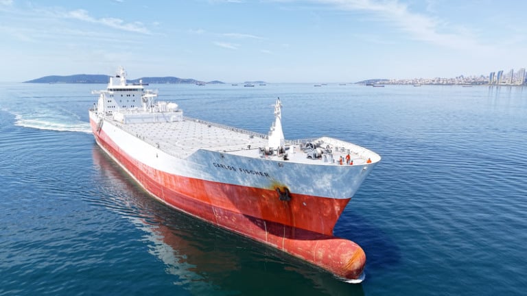Citrosuco inicia abastecimento de navio com biodiesel (Foto: Divulgação Citrosuco)