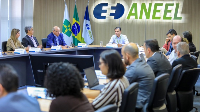 Diretoria da Aneel participa do lançamento e apresentação do projeto Radar, em Brasília (DF), em 8 de agosto de 2025 (Foto Michel Jesus/Aneel) Diretoria da Aneel participa do lançamento e apresentação do projeto Radar, em Brasília (DF), em 8 de agosto de 2025 (Foto Michel Jesus/Aneel)
