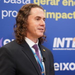 Veneziano Vital do Rêgo, durante entrevista no estúdio eixos no Fórum Nacional Energético, em 16 de setembro de 2025 (Foto agência eixos)