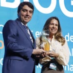 Pietro Mendes recebe o Prêmio Liderança em Biometano 2025 na Abertura Oficial do 12º Fórum do Biogás (Eduardo Viana/eixos)
