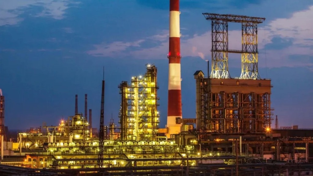 Refinaria de Novokuibyshevsk, na região de Samara, na Rússia (Foto Reprodução Rosneft)